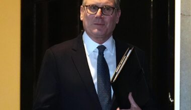 Starmer tells Labour MPs 'I won't walk away' as he fights to stay PM- live updates - London Evening Standard