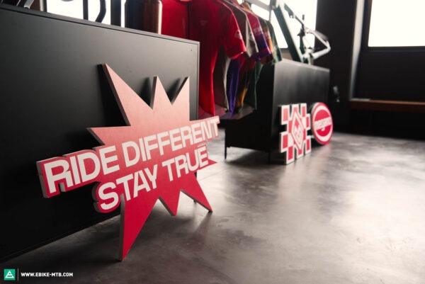 Megamo Factory Visit 48 600x401