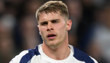 Van de Ven interest 'normal' as Romano reveals Spurs stance