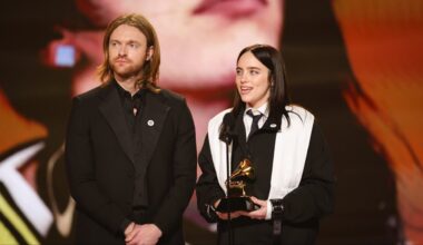 Mark Ruffalo criticizes Kevin O'Leary's criticism of Billie Eilish