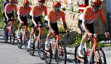 FOIA, PORTUGAL - FEBRUARY 19: Oscar Onley of Great Britain and Team INEOS Grenadiers competes during the 52nd Volta ao Algarve em Bicicleta 2026, Stage 2 a 183.5km stage from Portimao to Foia (Monchique) 882m on February 19, 2026 in Foia, Portugal. (Photo by Dario Belingheri/Getty Images)