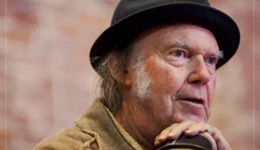 The "tremendous" singer Neil Young said would live on forever