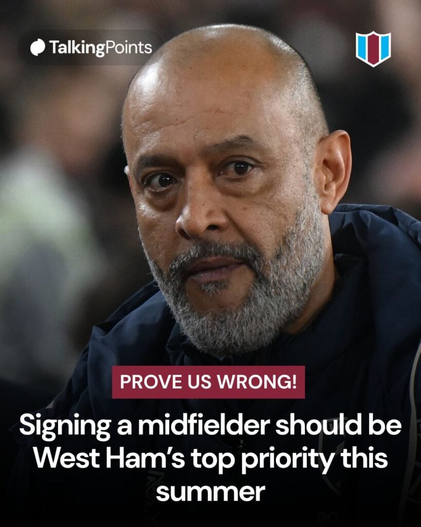 Nuno Espirito Santo manages West Ham United during the Premier League match between West Ham United and Manchester United at the London Stadium in Stratford, England, on February 10, 2026.