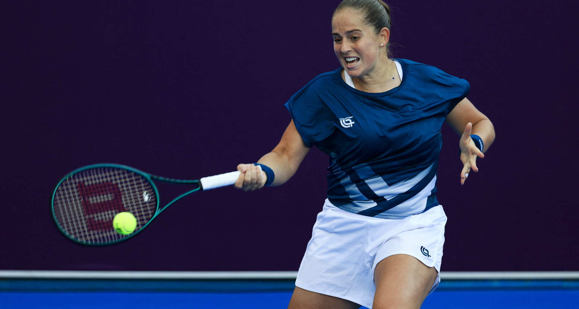 Ostapenko powers past Alexandrova in straight sets in Doha second round - WTA Tennis