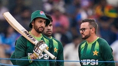 Mohammad Kaif tore into Pakistan coach Mike Hesson, (PTI)