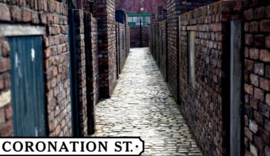 Emmerdale star joins Coronation Street and takes us behind the scenes | Soaps