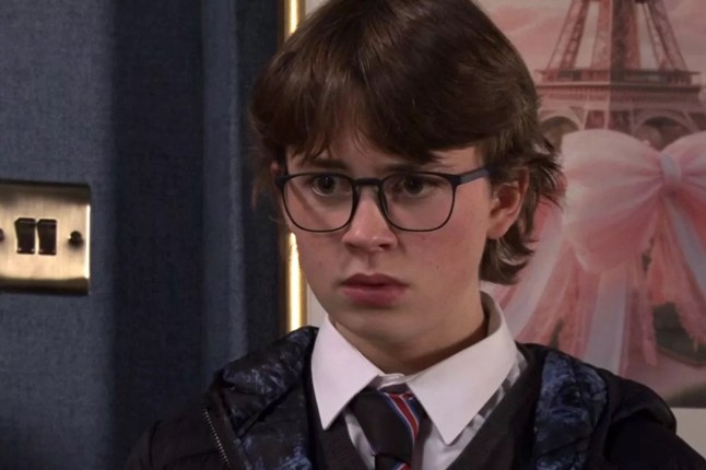 Coronation Street fans do a double take as they notice how different Sam looks ITV