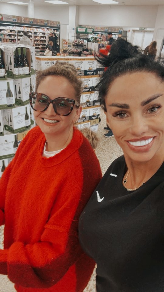sophie_pricey and katieprice Sophie Price and sister Katie Price. posted 6th September 2025 FROM: @sophie_pricey Instagram WITHOUT PERMISSION.