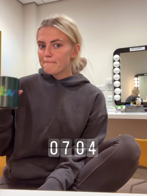 Lucy fallon in her dressing room (Picture: Lucy Fallon/Instagram)