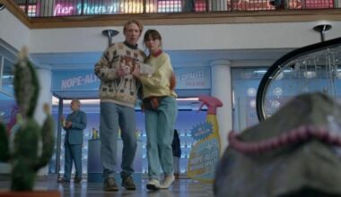 Taylor Swift puts Croydon shopping centre on the map in Opalite video | News UK