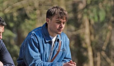 Bradley Riches explains Lewis' trait that Emmerdale fans dubbed 'annoying' | Soaps