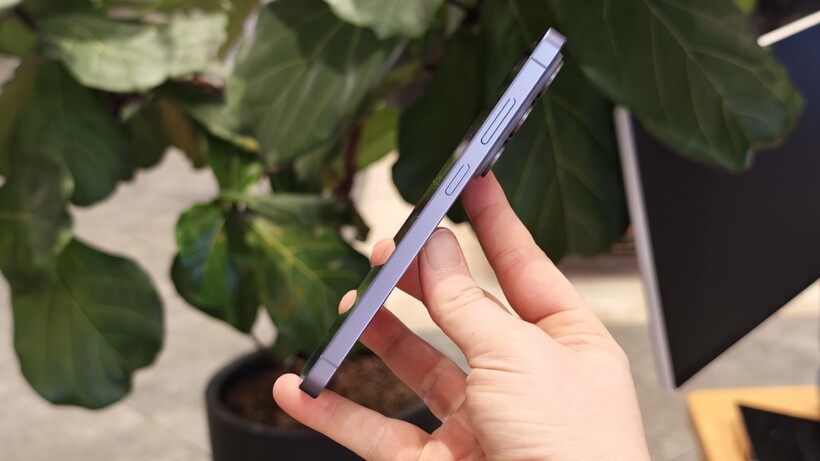 Galaxy S26 Ultra thickness