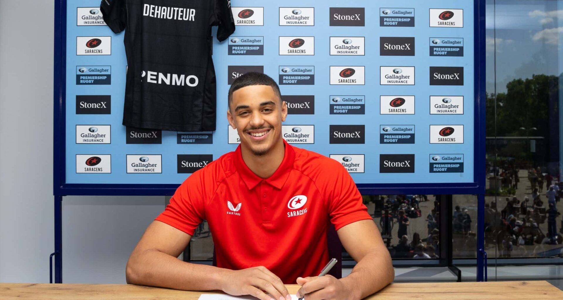 Saracens v Newcastle Falcons