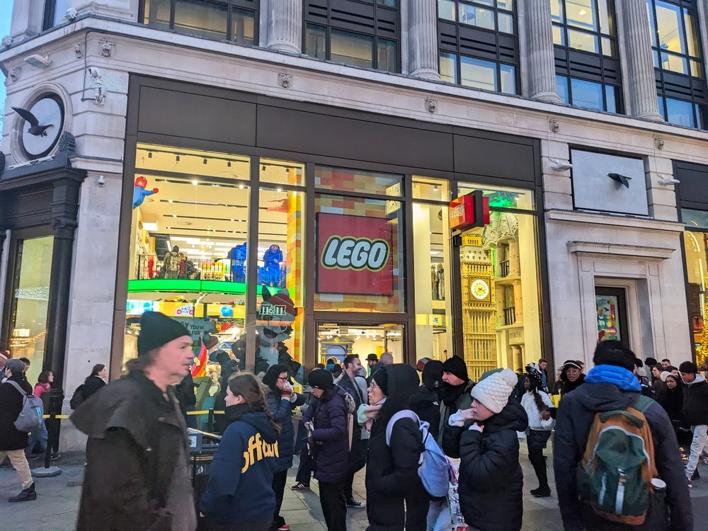 UK retail market sees post-holiday uplift