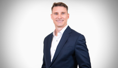 This advisor wanted to be a pilot before veering into financial services