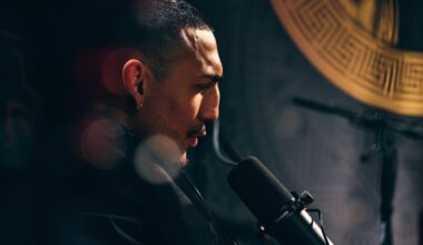 Image: Stephen Edwards says Teofimo Lopez needs therapist before trainer change