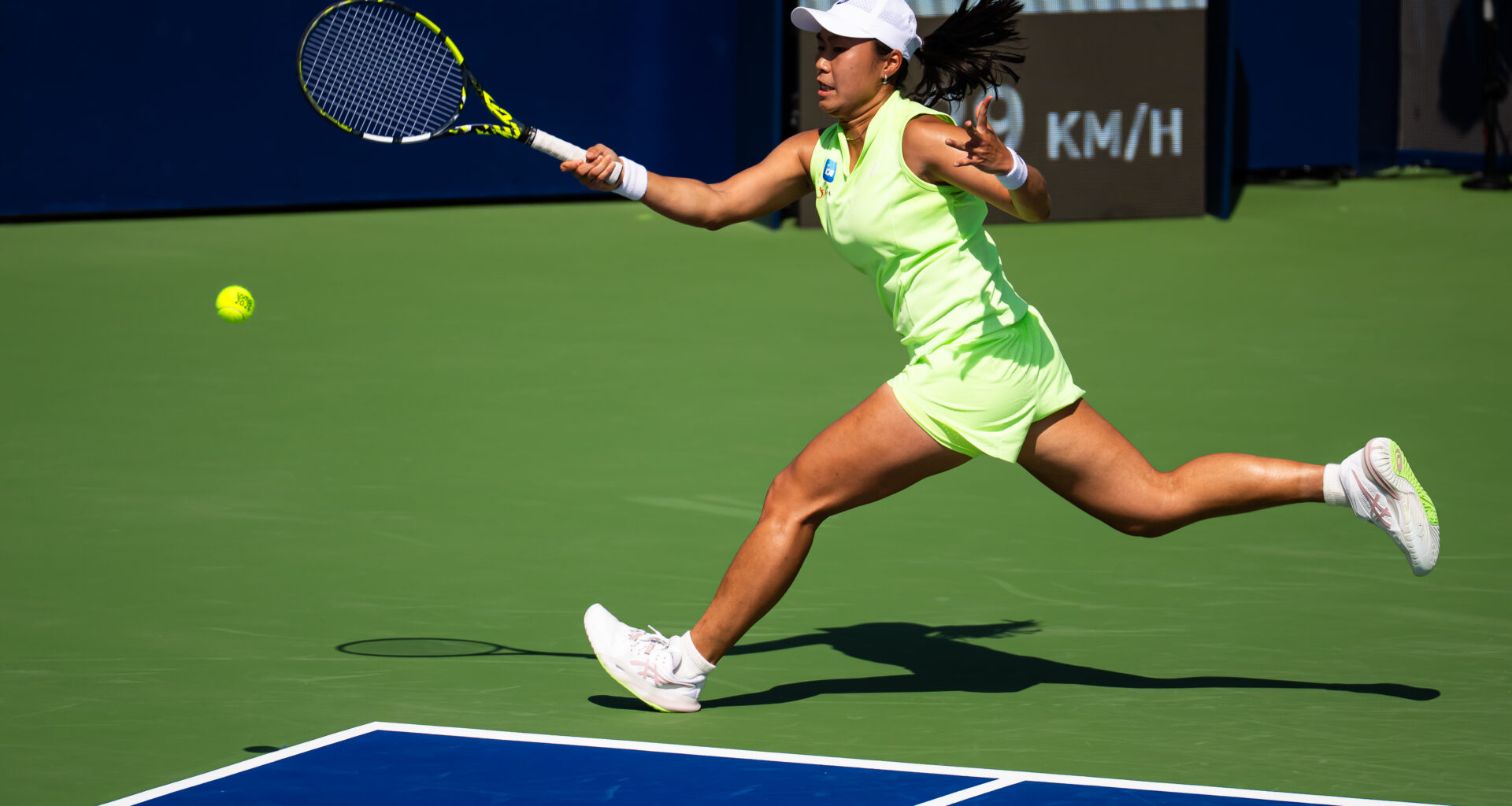 Tjen upsets Fernandez in Dubai; into WTA 1000 third round for first time - WTA Tennis