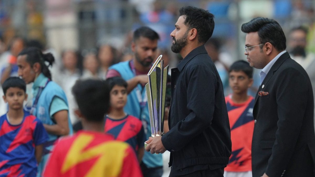 Rohit Sharma’s Trophy Walk Lights Up Wankhede Ahead Of India's Clash Against USA | Watch | Cricket News