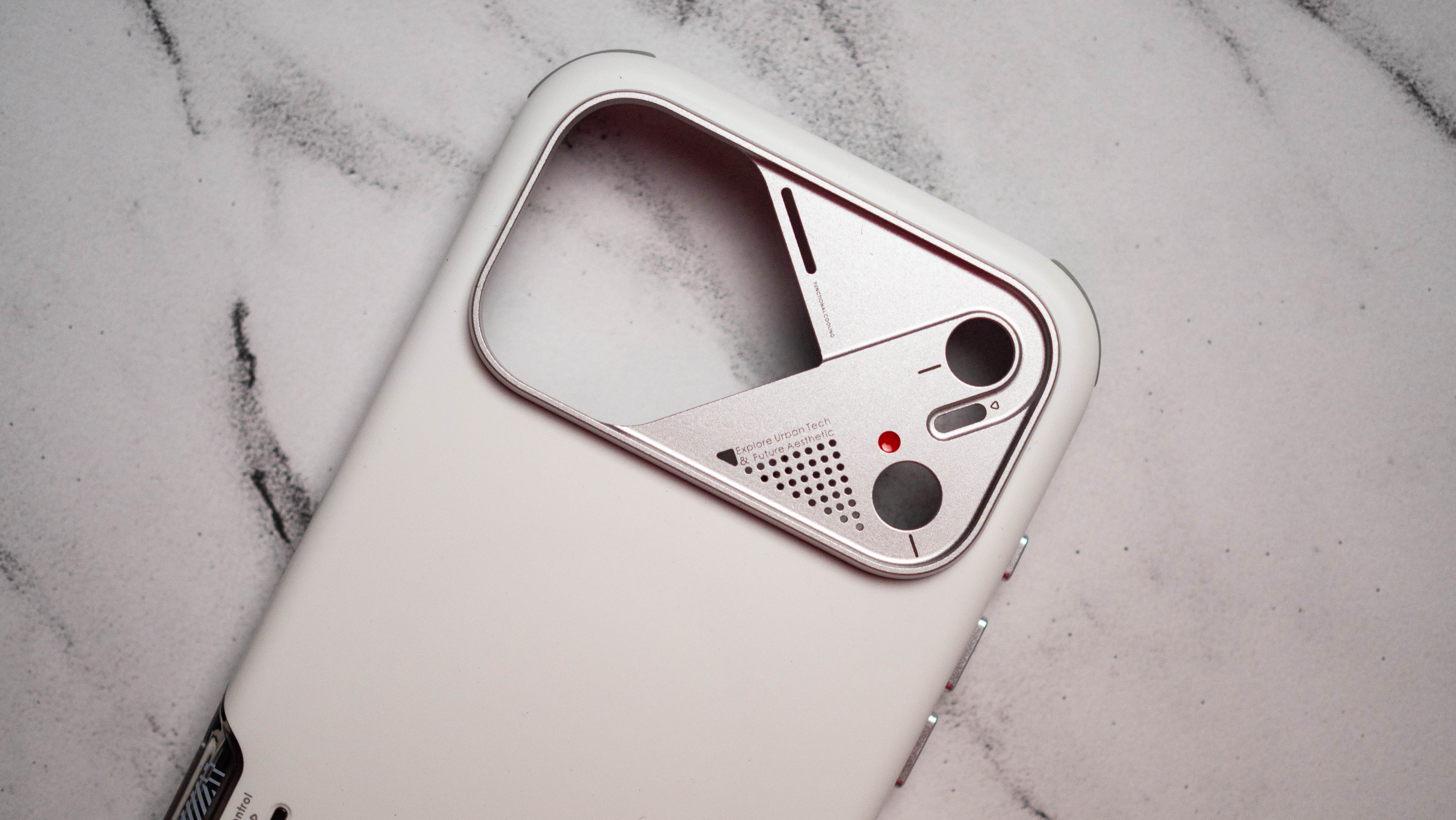 Aulumu iPhone 17 Pro case