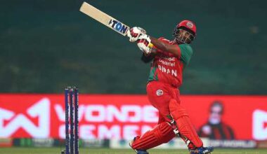aamir-kaleem-slammed-a-47-ball-80