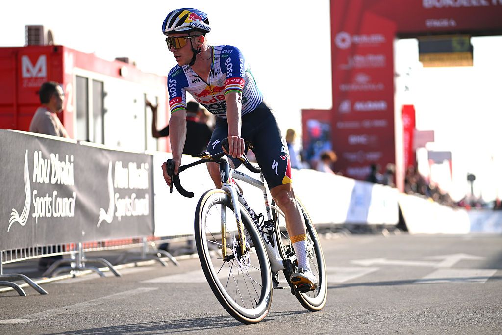 JEBEL HAFEET, UNITED ARAB EMIRATES - FEBRUARY 21: Remco Evenepoel of Belgium and Team Red Bull - BORA - hansgrohe crosses the finish line during the 8th UAE Tour 2026, Stage 6 a 168km stage from Al Ain Museum to Jebel Hafeet 1036m / #UCIWT / on February 21, 2026 in Jebel Hafeet, United Arab Emirates. (Photo by Tim de Waele/Getty Images)