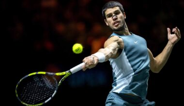 Carlos Alcaraz in action in Rotterdam last season.