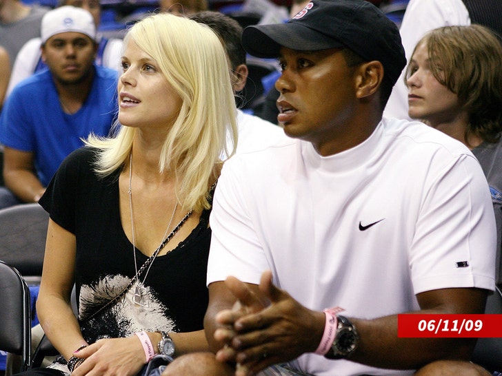 tiger-woods-Elin-Nordegren-sub-getty-2