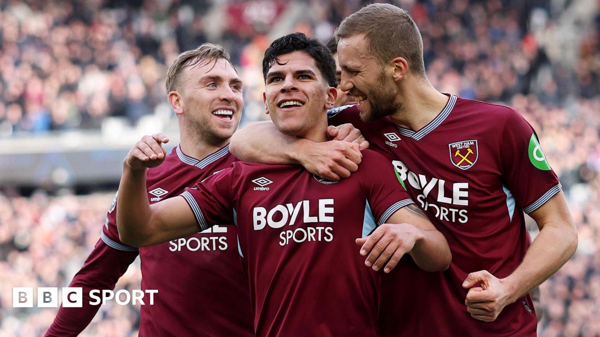 West Ham players in jubiliant mood