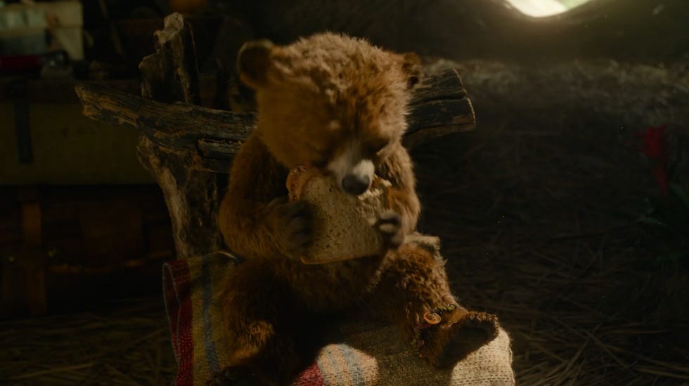 Baby Paddington, Paddington in Peru trailer baby paddington eating a sandwich, paddington in peru trailer