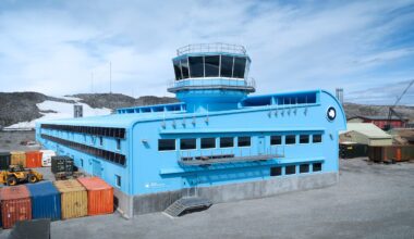 Hugh Broughton Architects unveils Discovery Building in Antarctica