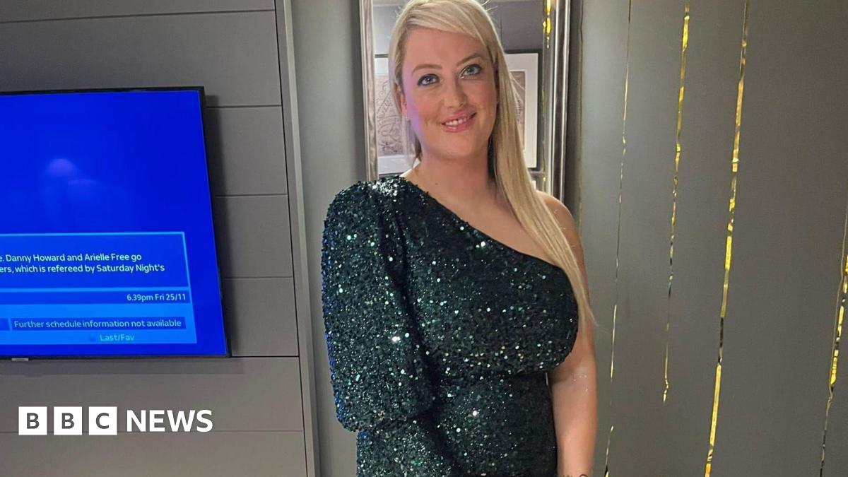 Failed Turkey teeth op woman admits drug driving