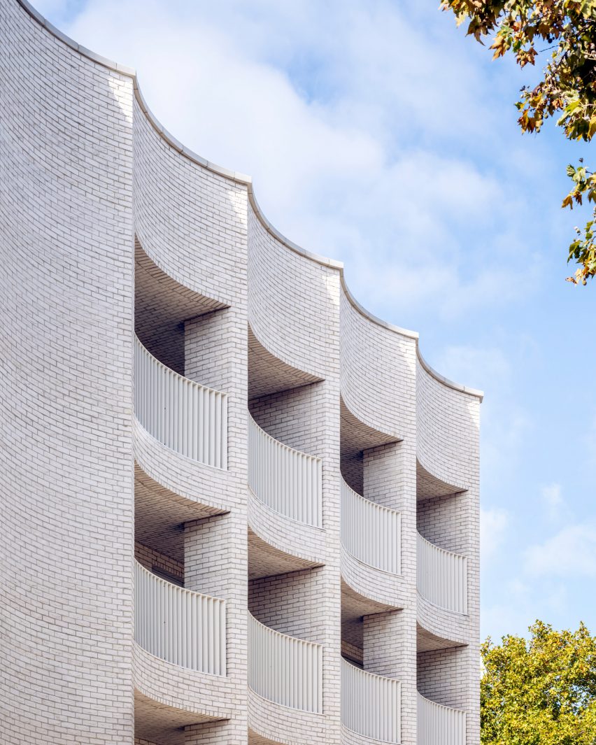 Close-up exterior view of Albion Street by Bell Phillips