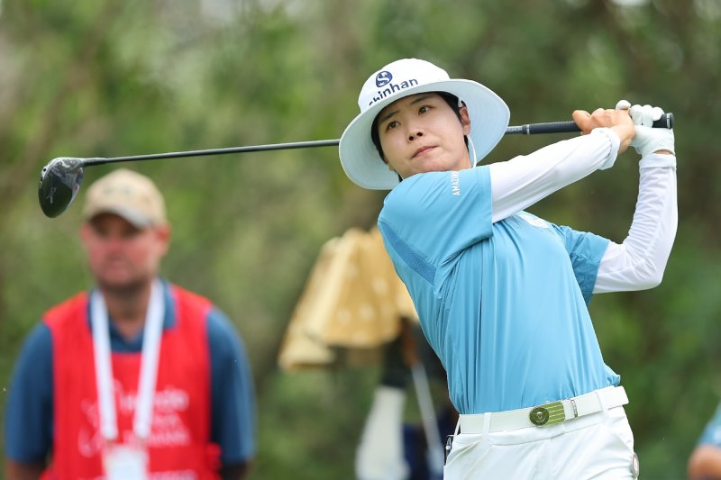 Lee So-Mi of South Korea came close to becoming only the second player in LPGA history to shoot a 59 on the second day of the Honda LPGA Thailand 2026 tournament on Friday. (Photo: Pakawich Damrongkiattisak)
