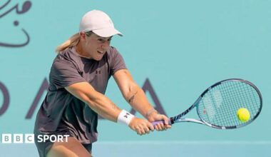 Sonay Kartal playing a shot