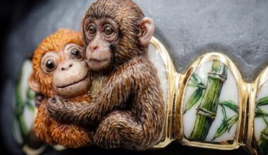 Punch the macaque immortalised on golden grill | News World