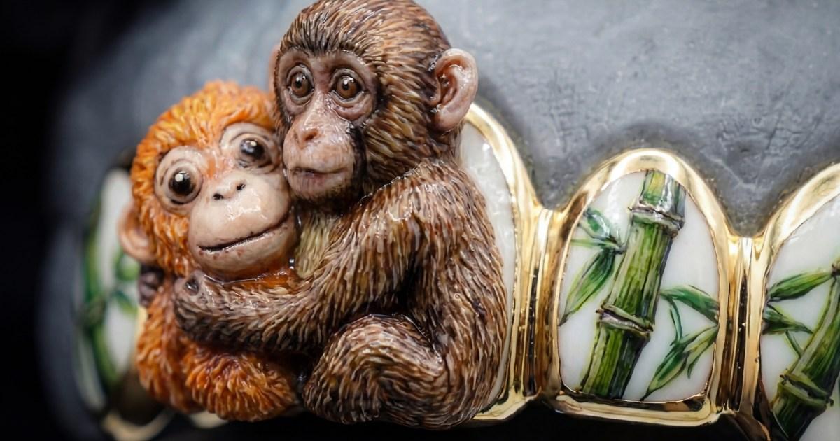 Punch the macaque immortalised on golden grill | News World