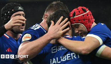 Antoine Dupont and Louis Bielle-Biarrey