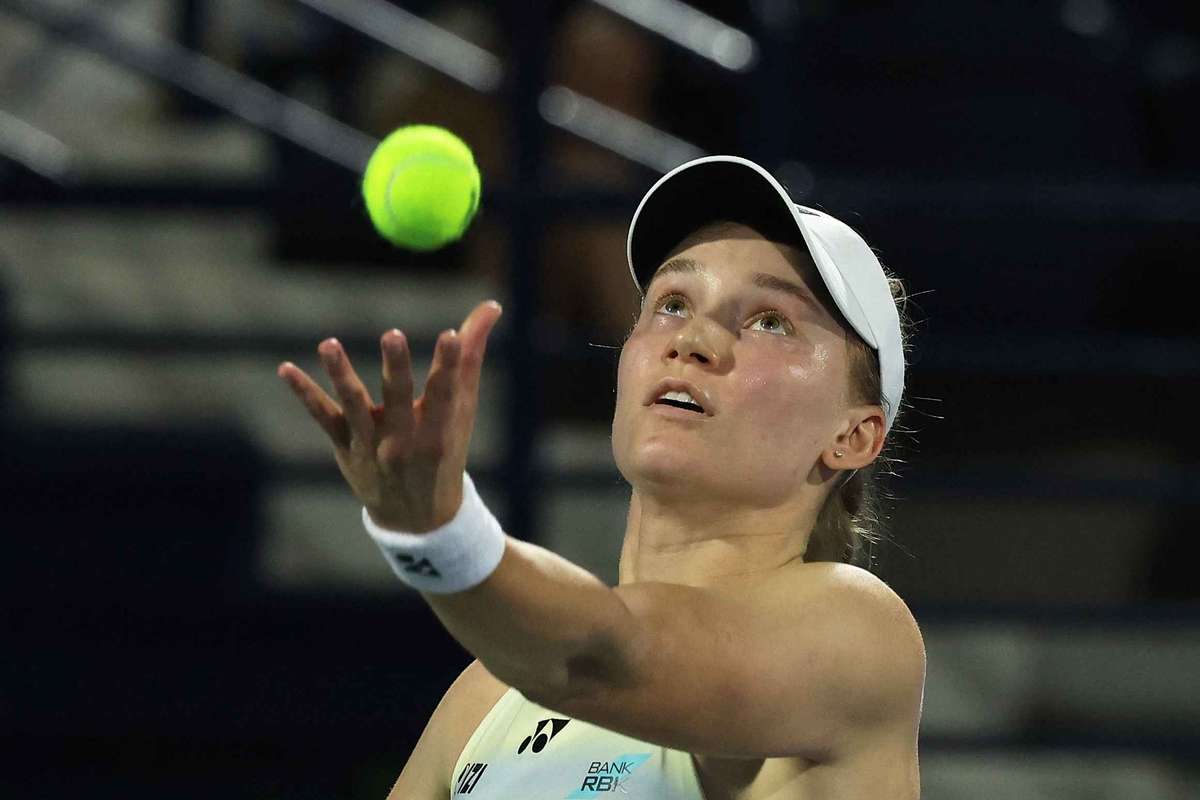 Rybakina rolls through in Dubai, Andreeva & Bencic given walkovers as withdrawals continue