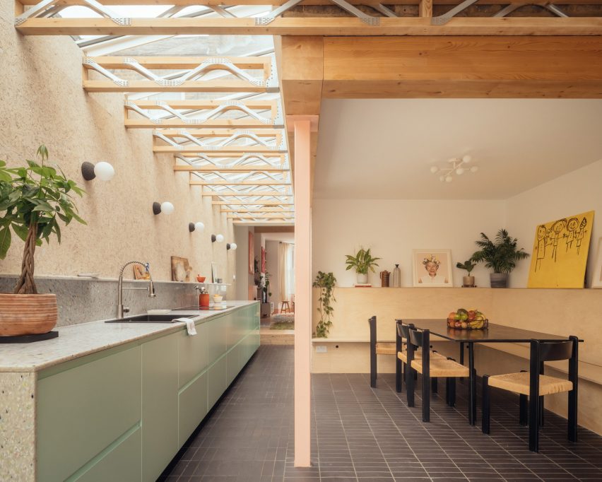 Easi-House by Nimtim Architects