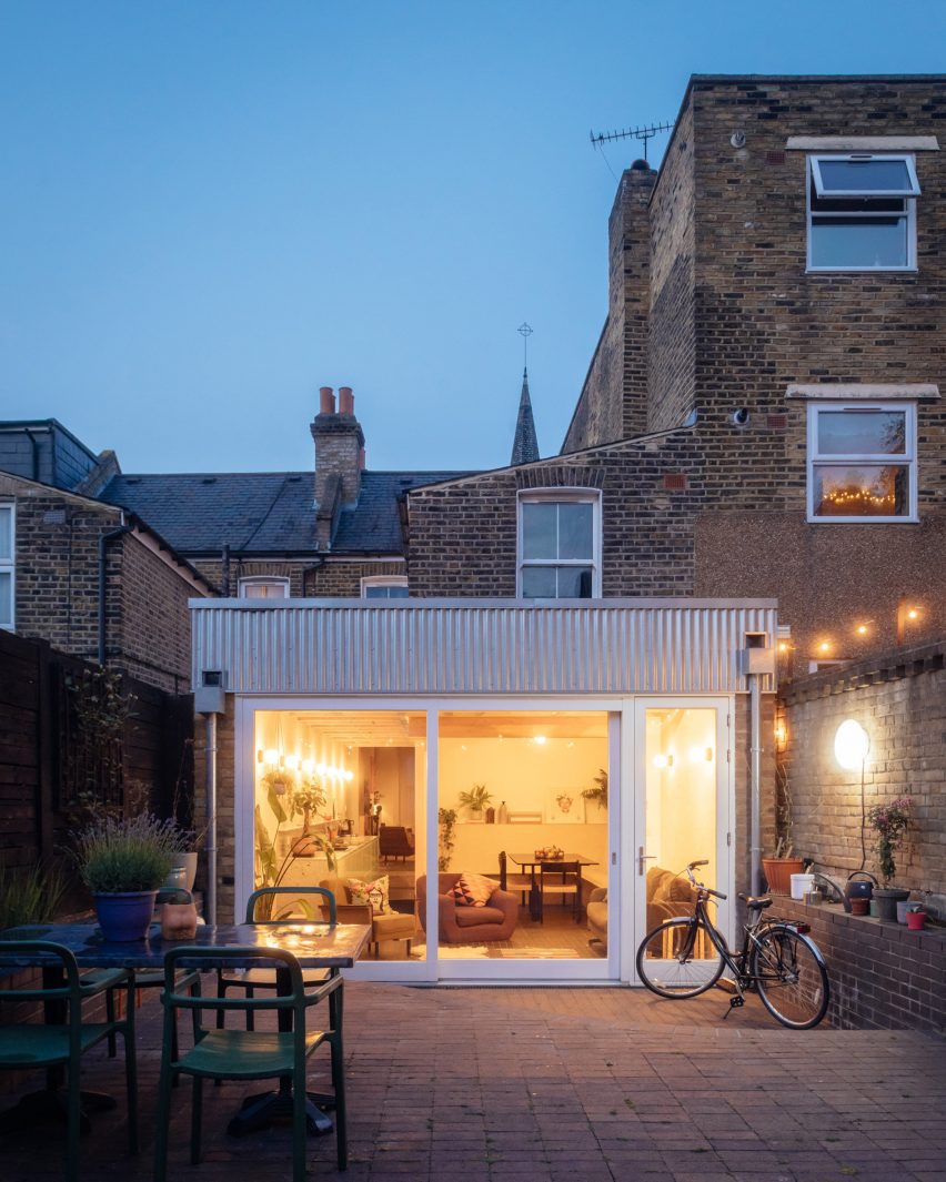 Easi-House by Nimtim Architects