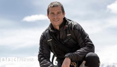 Bear Grylls helps families repair rifts in Welsh wilderness - BBC