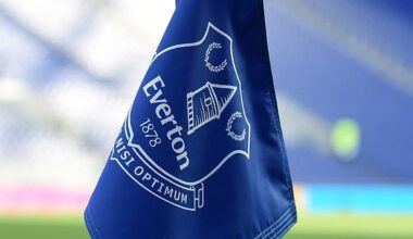 Everton v Man Utd team news: Martinez injured