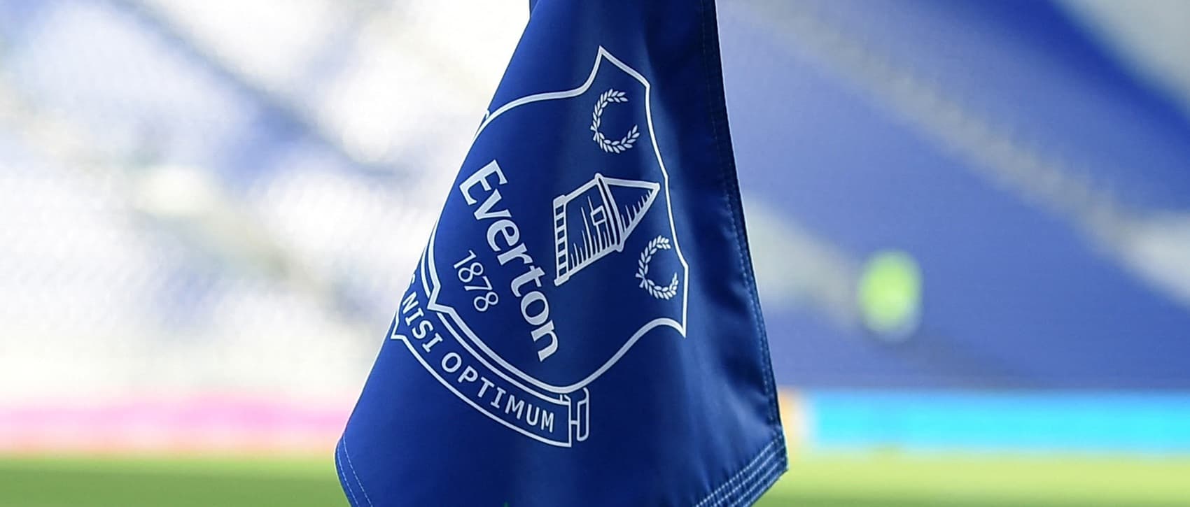 Everton v Man Utd team news: Martinez injured