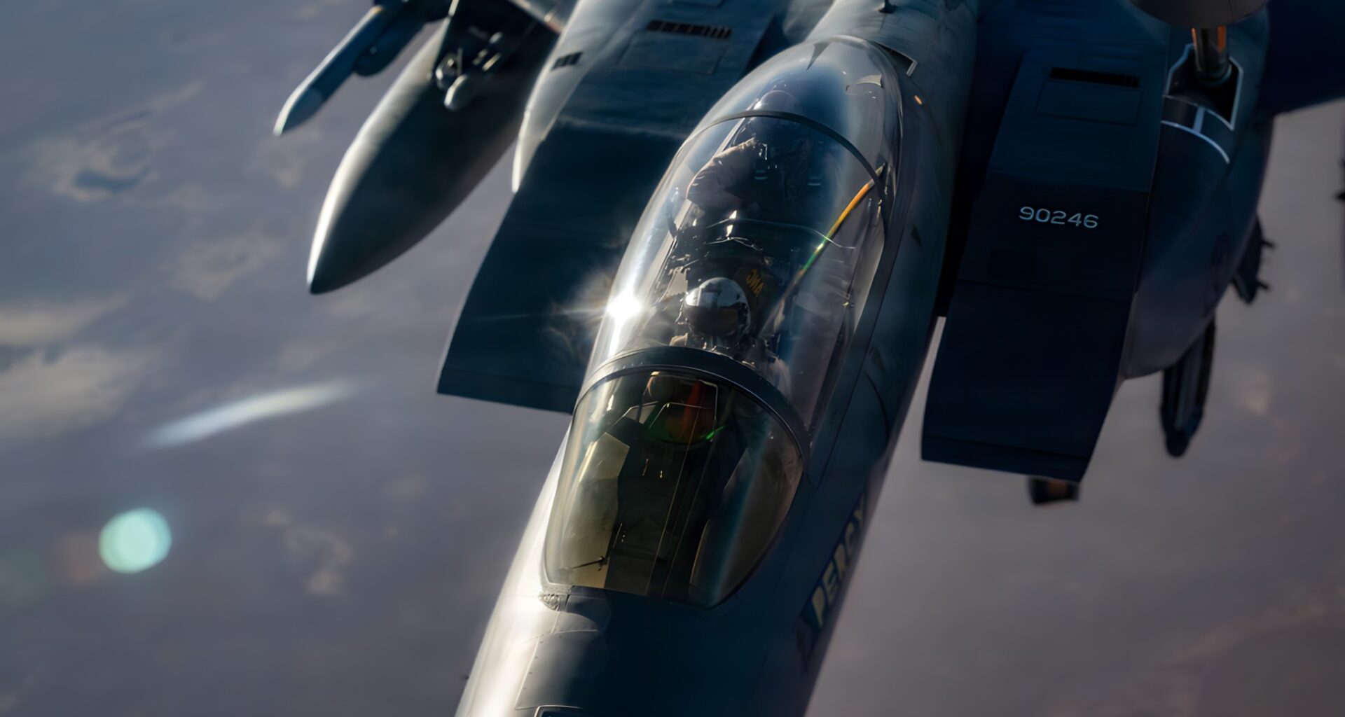 Massive surge of American F-15 jets heads to UK