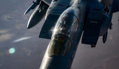 Massive surge of American F-15 jets heads to UK