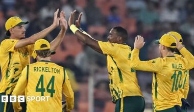 Michael Leask celebrates a wicket