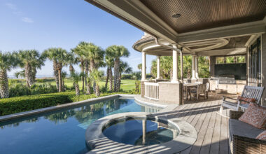 This $18.5 Million Abode Sits Along a Jack Nicklaus–Designed Golf Course on Kiawah Island