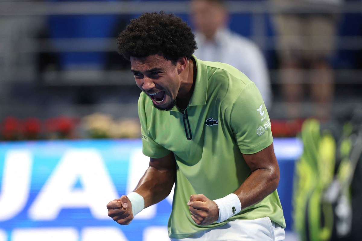 Fils joins Alcaraz in Doha final with impressive win over Mensik