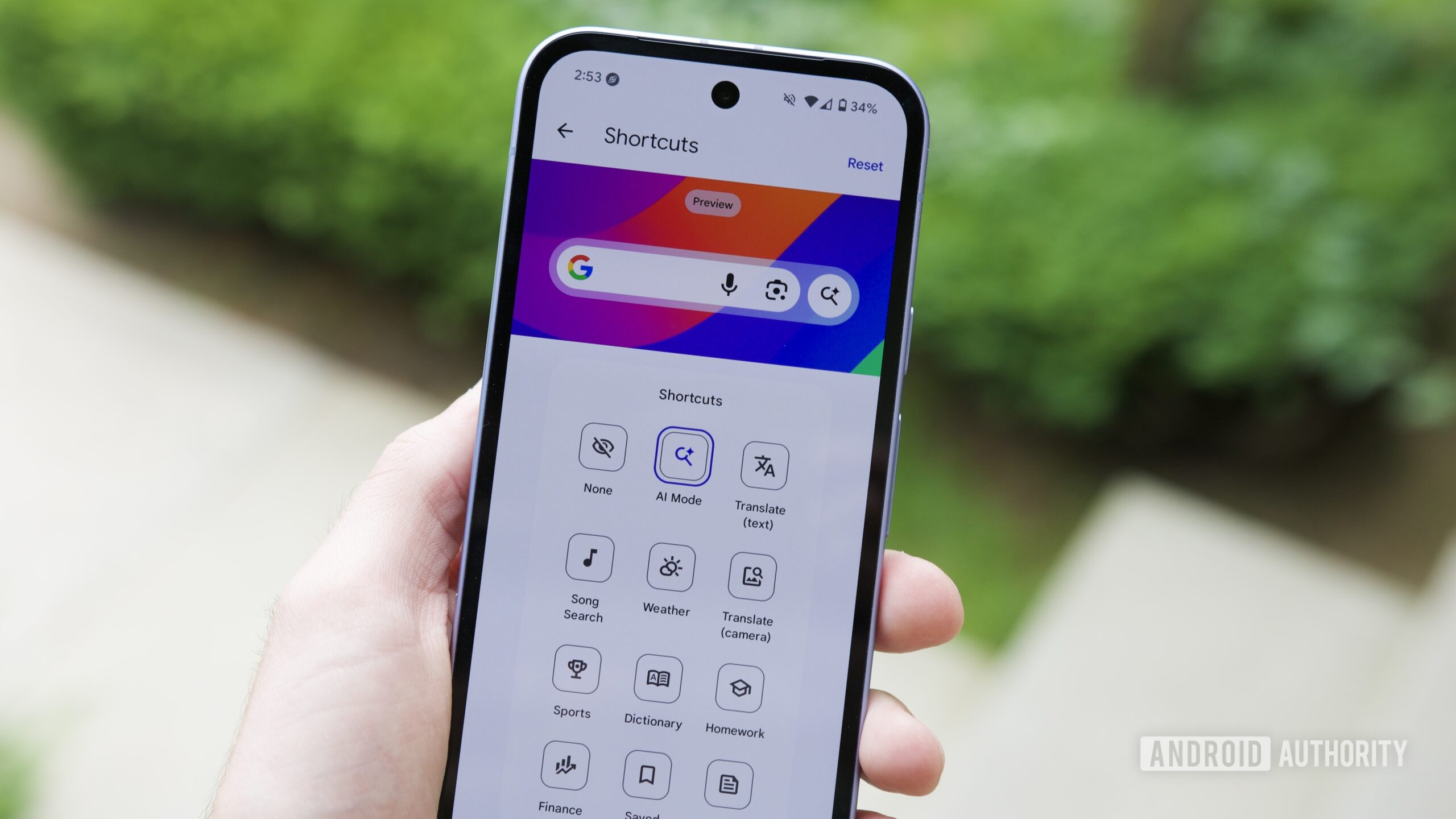 Customization settings for the Google Search bar Android widget.