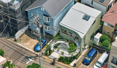 House in Nakano by HOAA